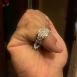 14kt gold ring with 2ct diamonds